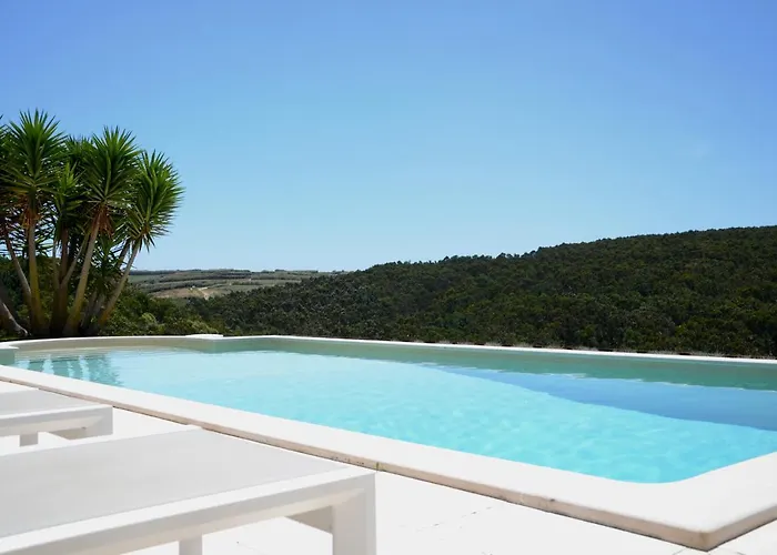 ゲストハウス Emcasa Boutique 4*