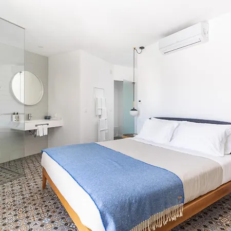 Emcasa Boutique 4*