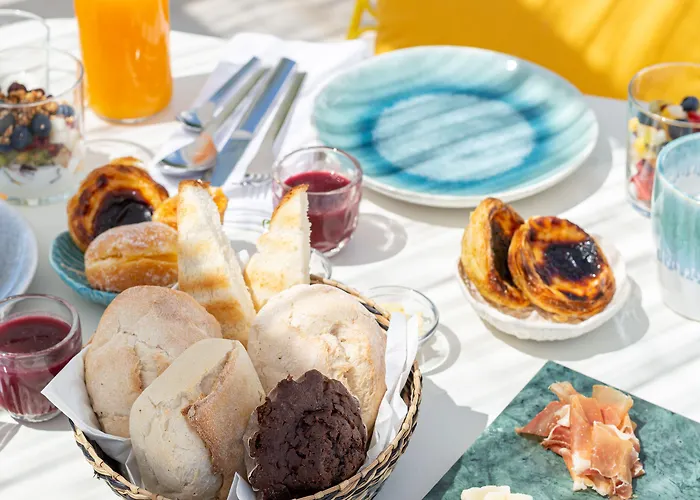 Emcasa Boutique بيت ضيافة لورينها